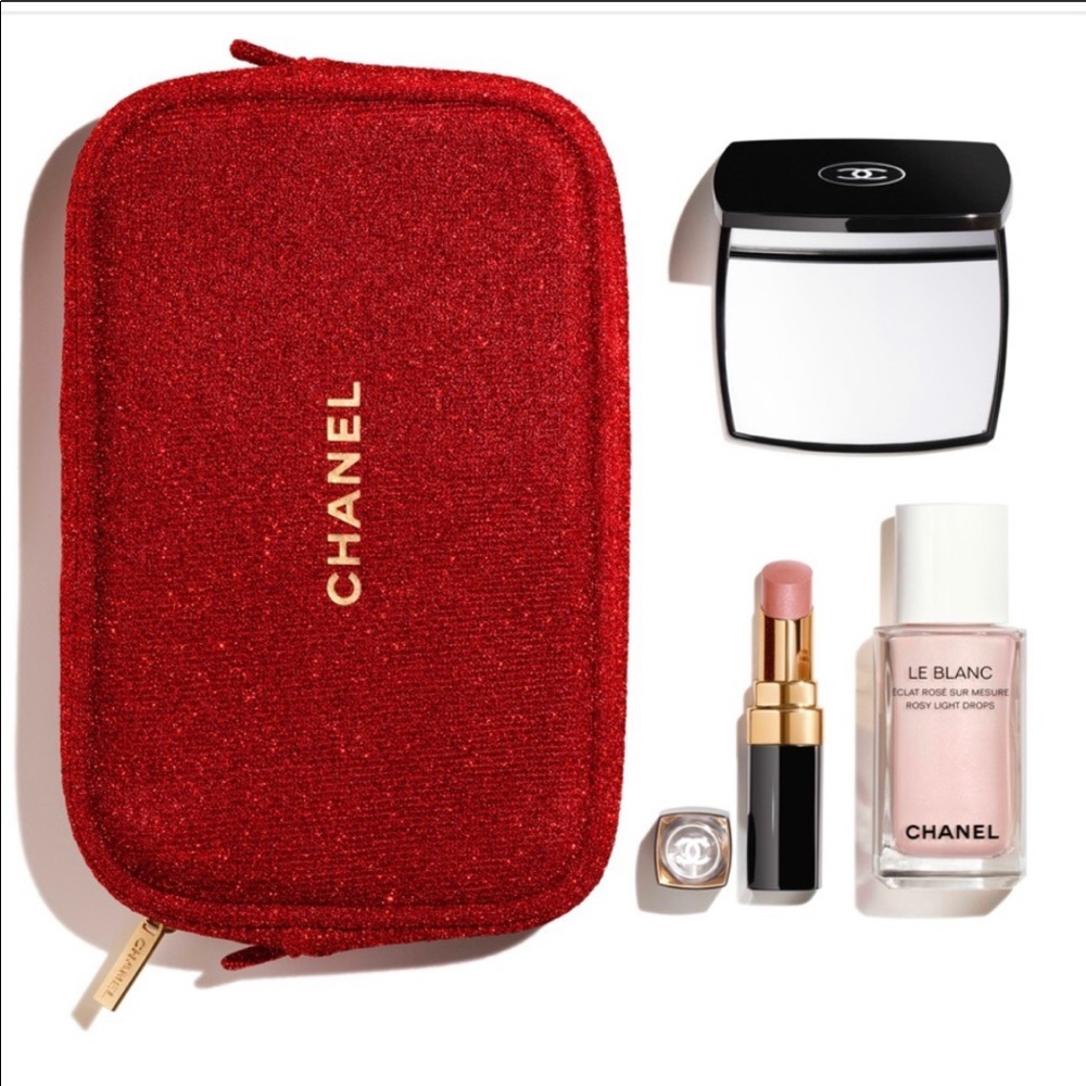 ❌SOLD❌CHANEL Holiday Limited Edition Good to Glow